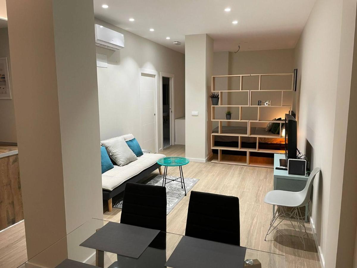 Apartamento Moderno De 70 Metros A 300 Metros De La Playa Valencia Exteriör bild