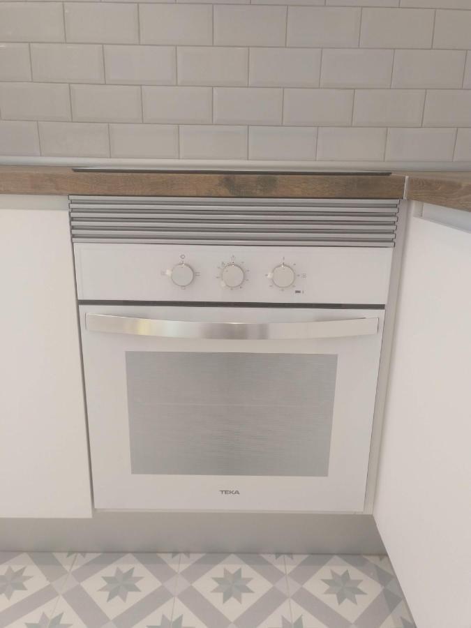 Apartamento Moderno De 70 Metros A 300 Metros De La Playa Valencia Exteriör bild