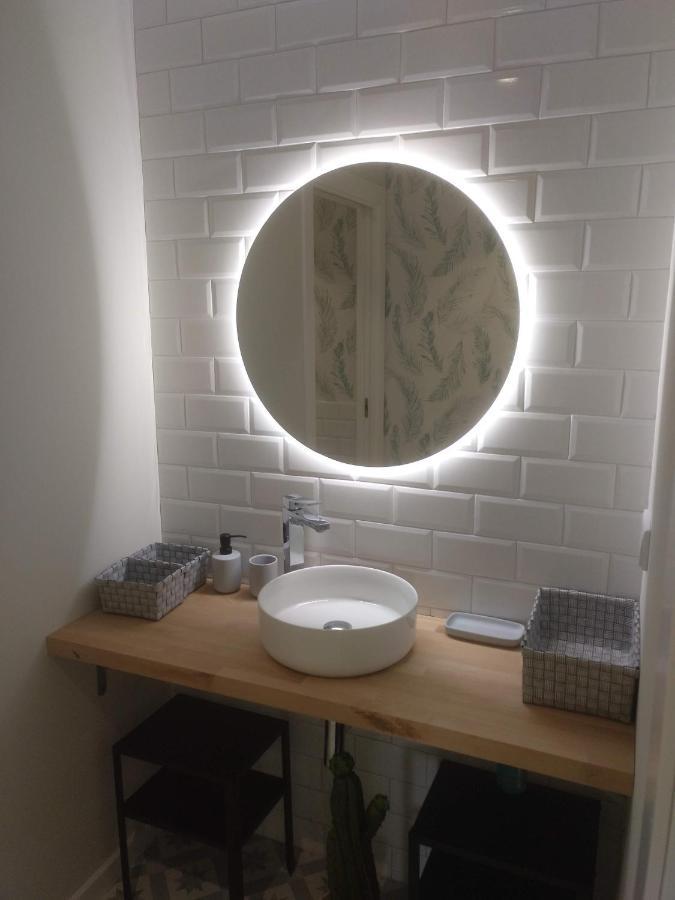 Apartamento Moderno De 70 Metros A 300 Metros De La Playa Valencia Exteriör bild